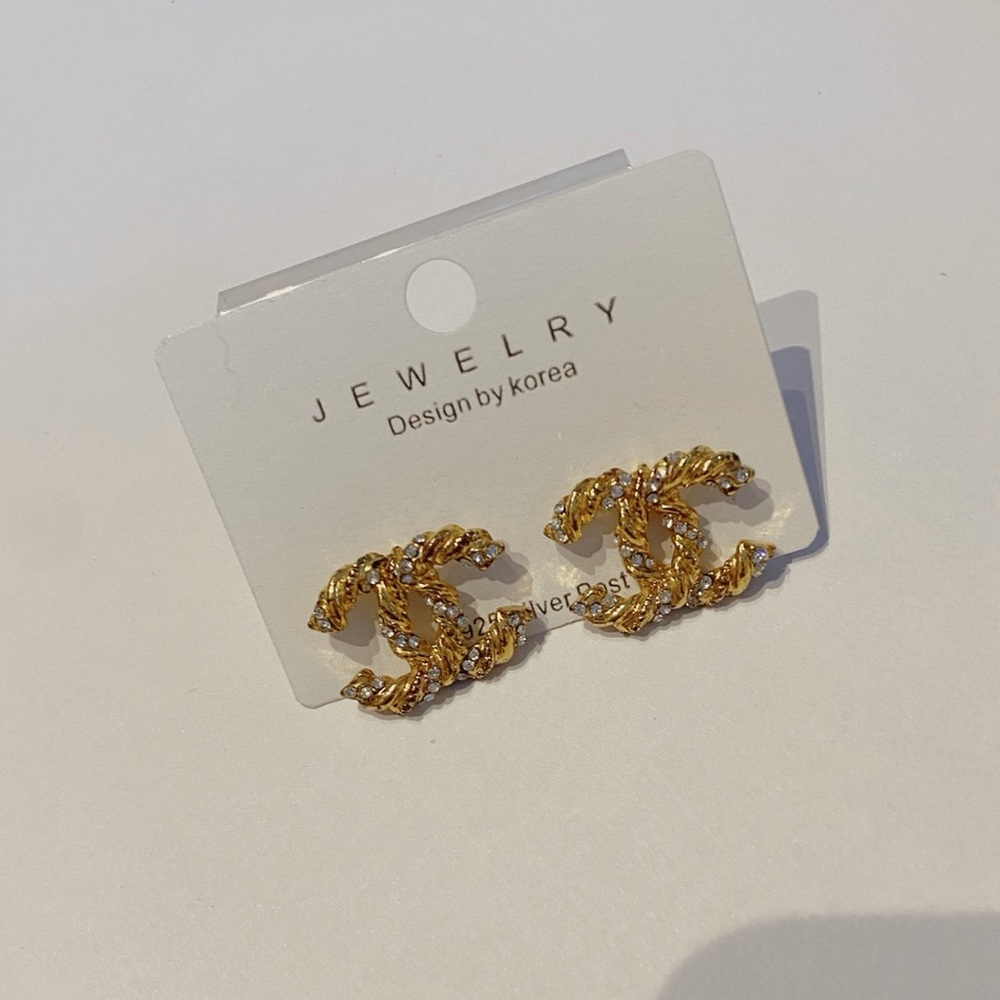 Cable style earnings